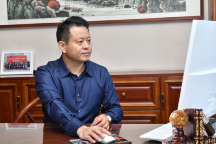 董事長說
